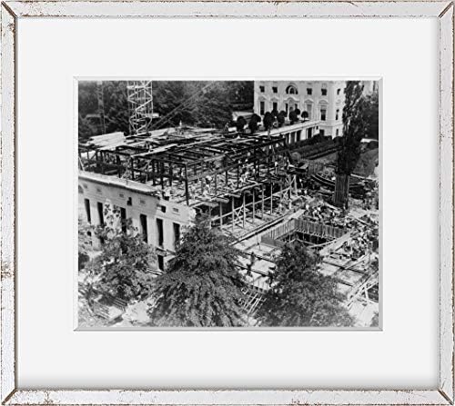 БЕЗКРАЙНИ СНИМКИ Снимка: Изграждането на Западното крило на Белия дом, 1934 година