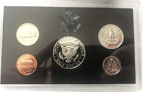 Сребърен комплект от 1992 г., освобождаване от САЩ се предлага в опаковка от американския монетен двор Proof
