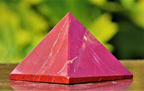 Полиран Естествен Кристал Червен Яспис, Лечебен Метафизически Камък, Издълбани Египетски Пирамида (75 мм/345 г), Свещен
