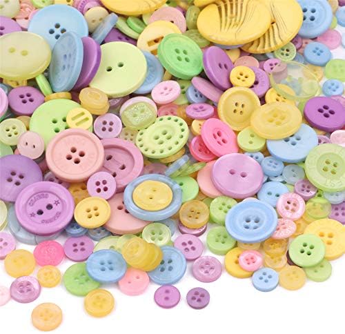 YAKA 800-1000 бр Разнообразни Цветни и триизмерни Копчета от смола с 2 и 4 Дупки, Кръгла Детска Ръчно Рисувани Копчета,