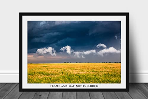 Снимка на страната Принт (без рамка) Изображението на облаците в различна форма, над Златното поле в един дъждовен ден в Оклахома
